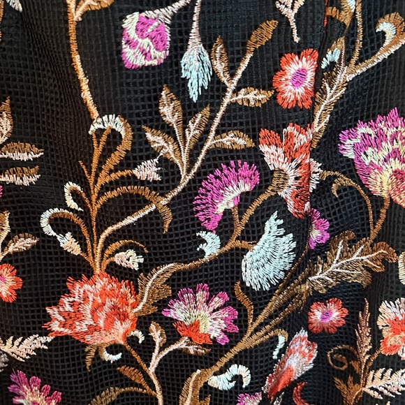 White House Black Market Floral Embroidered Dress - Picture 4 of 13